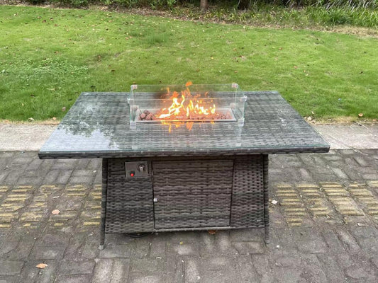 Divano grigio - dlz1766584072446