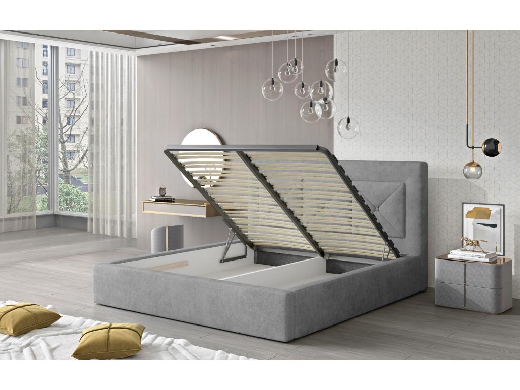 Letto in velluto rosso, 200 x 200 cm