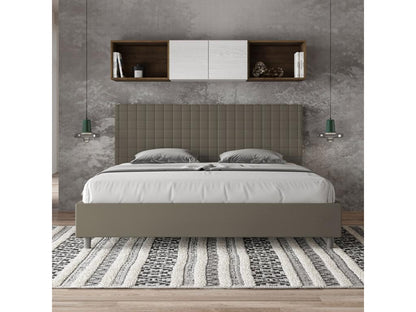Letto in similpelle marrone, 180 x 200 cm