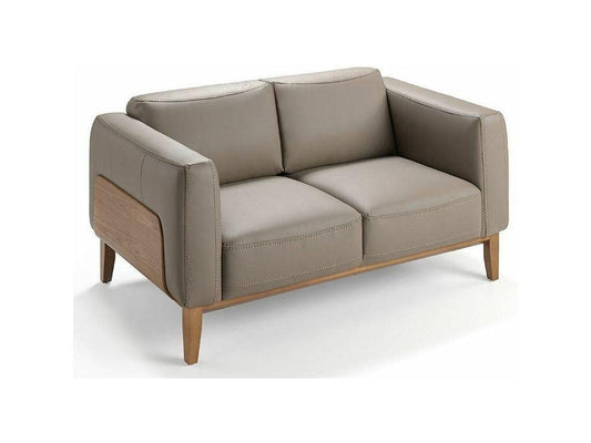 Divano in pelle bianca